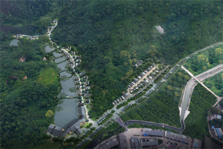 田湾社区3室2厅1卫带车库，车库空间超级大